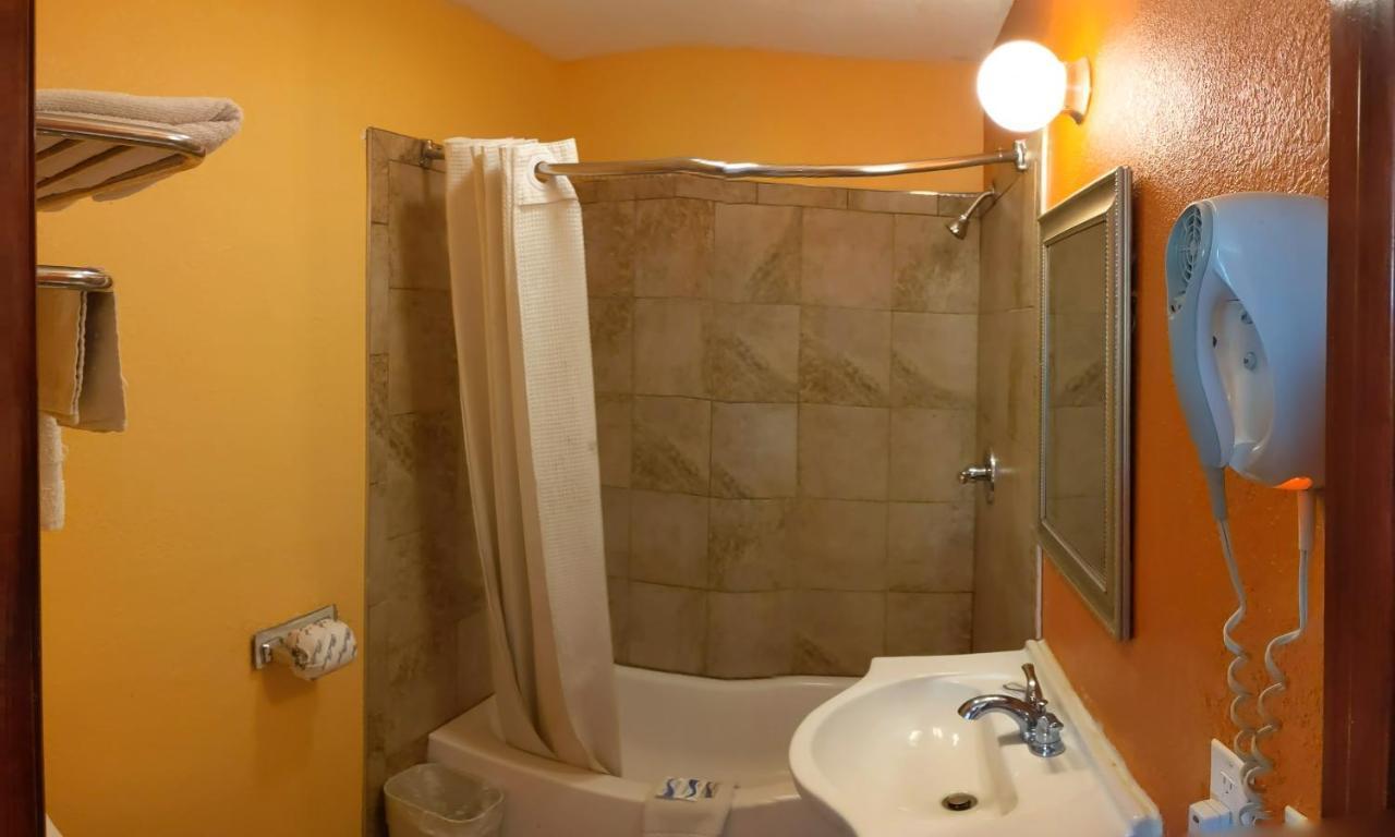 Motel Budget 2*